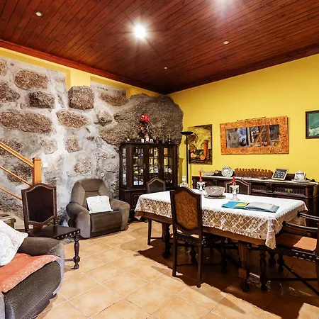 Casa Do Casal Semesterbostad Guimarães